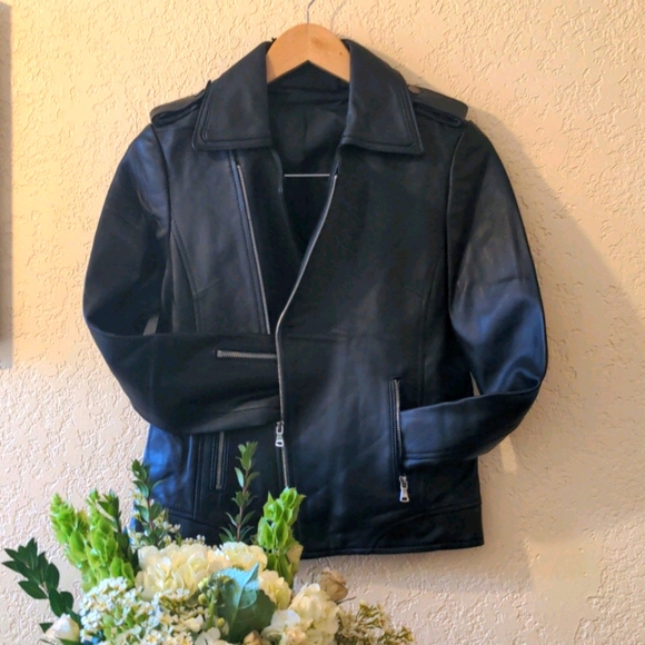 🔴SOLD🔴 Genuine lamb leather jacket, size S/2-4, NWOT - Picture 6 of 6